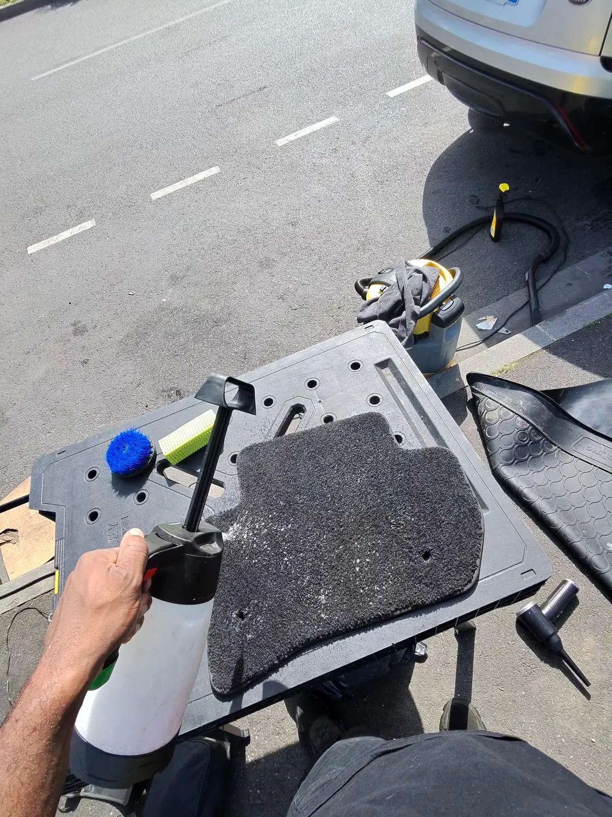 Traitement d'un tapis professionnel